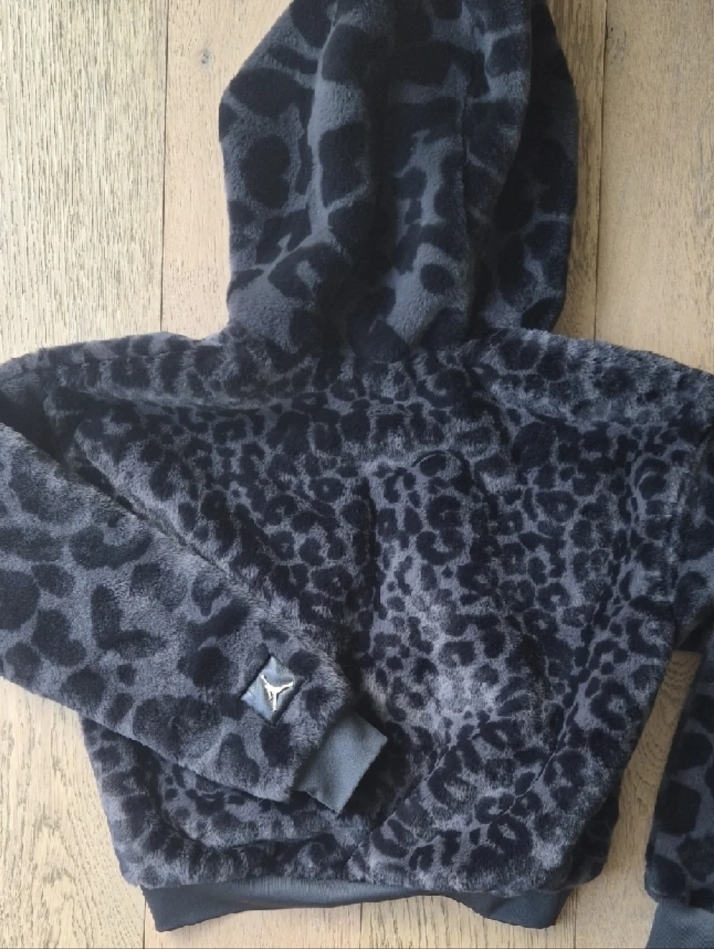 Nike Jordan Black Leopard-Print Plush Half-Zip Hoodie - Women's XS - Picture 4 of 5